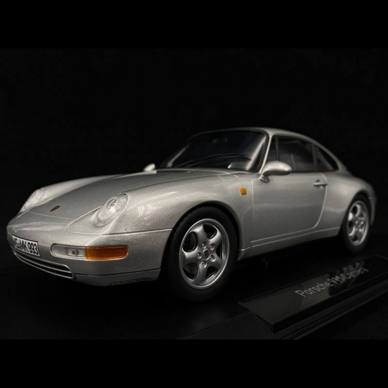 Grey 1/18 Diecast Car W8335