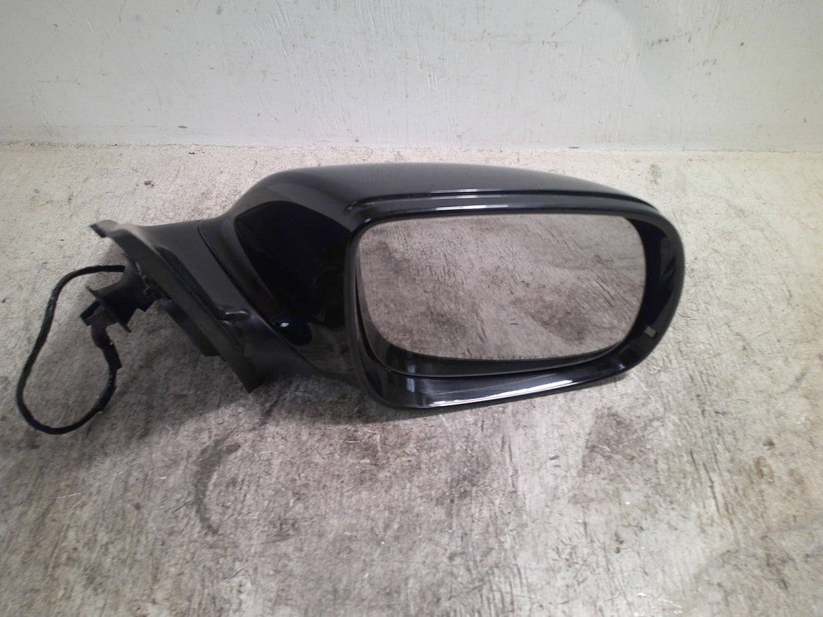 Passenger Side Door Mirror Y696
