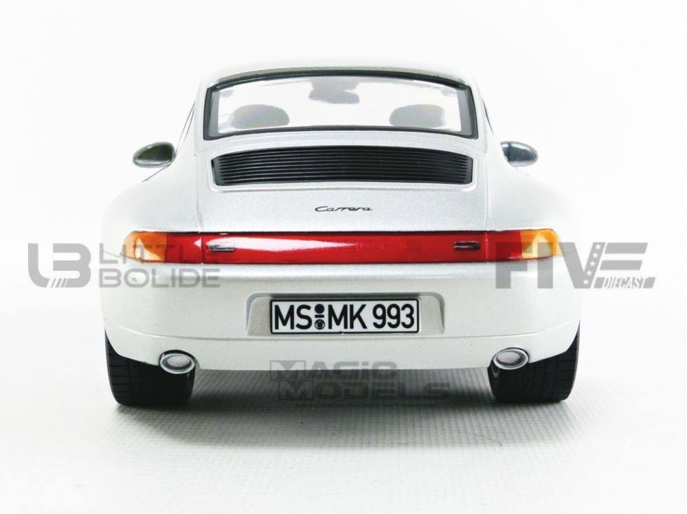 Grey 1/18 Diecast Car W8335