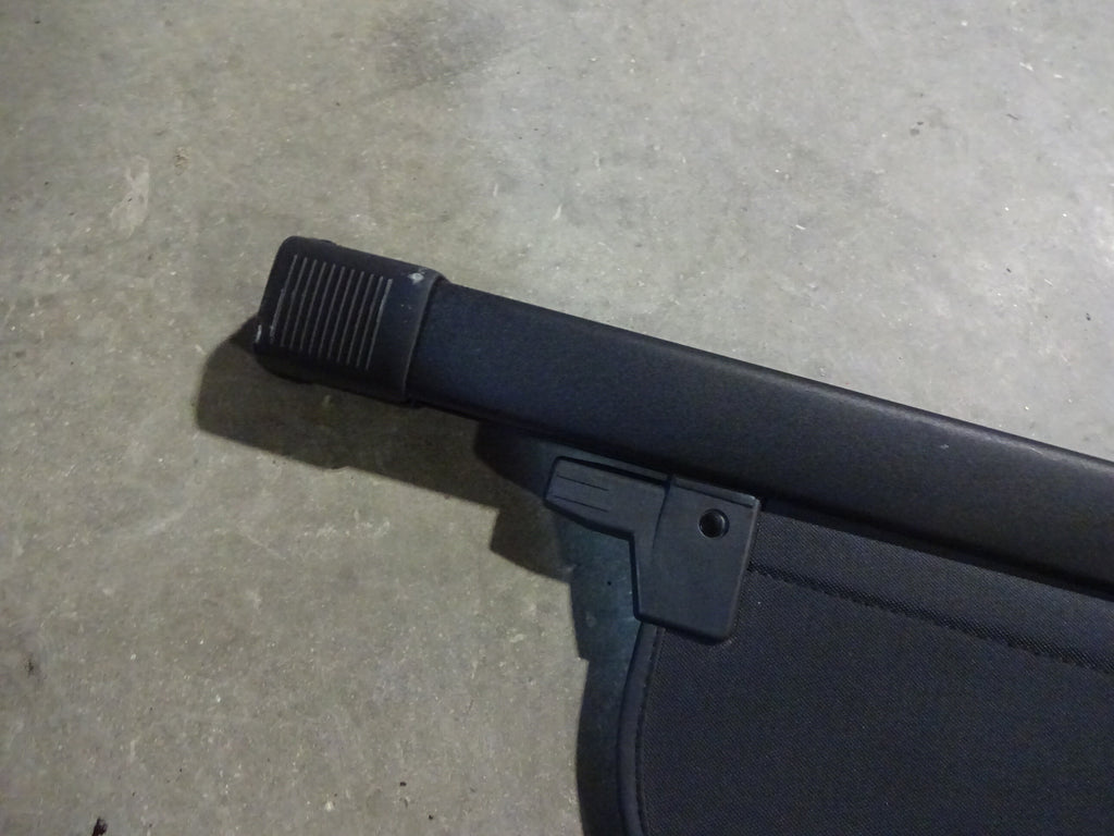 Black Retractable Cargo Cover M5674