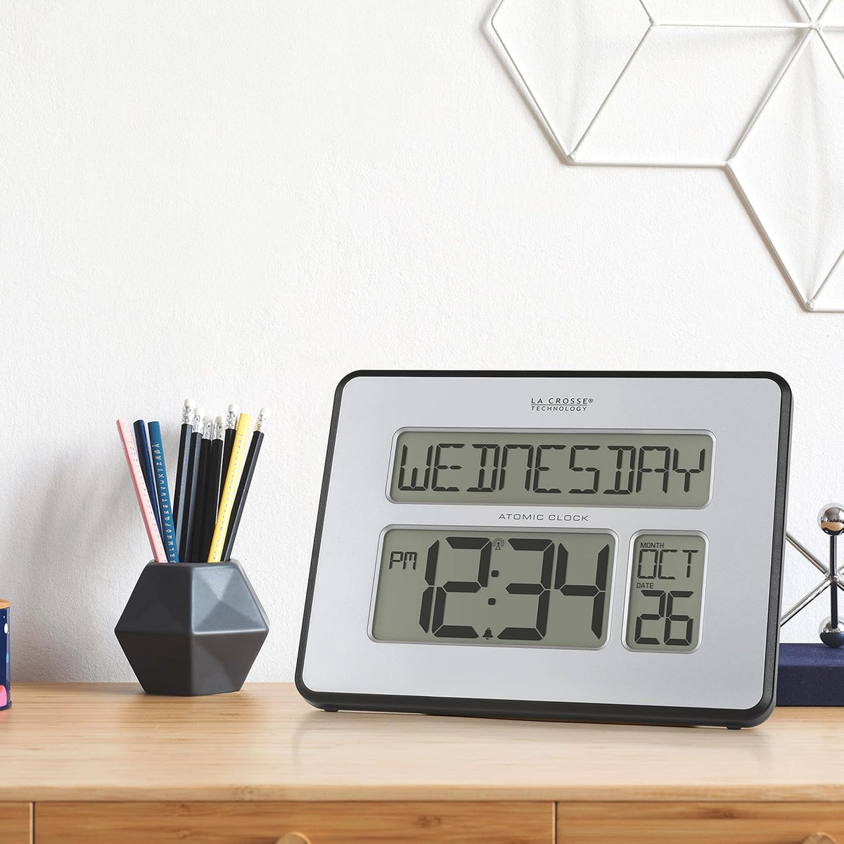 Silver Atomic Full Calendar Clock S9407