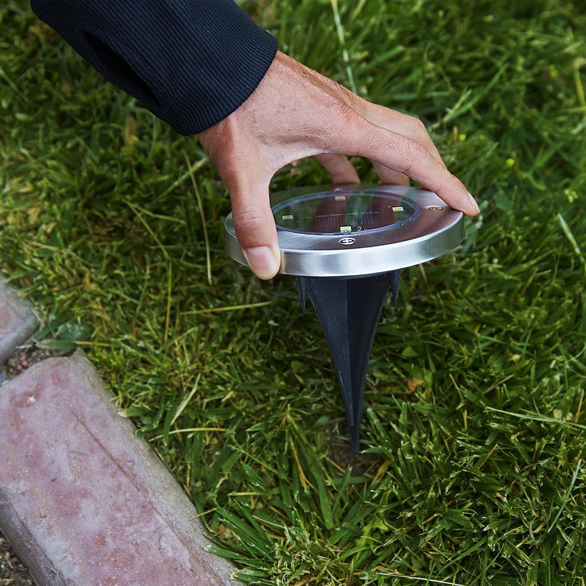 Solar LED In-Ground Disk Lights 4-Pack G992213
