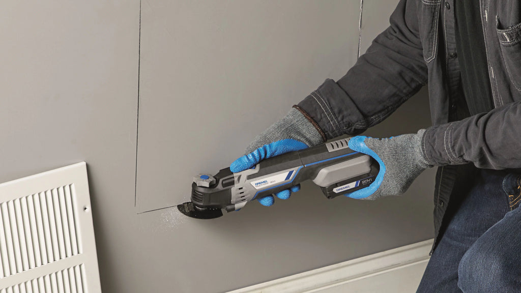 Cordless Oscillating Multi-Tool Kit with Two Batteries E17733