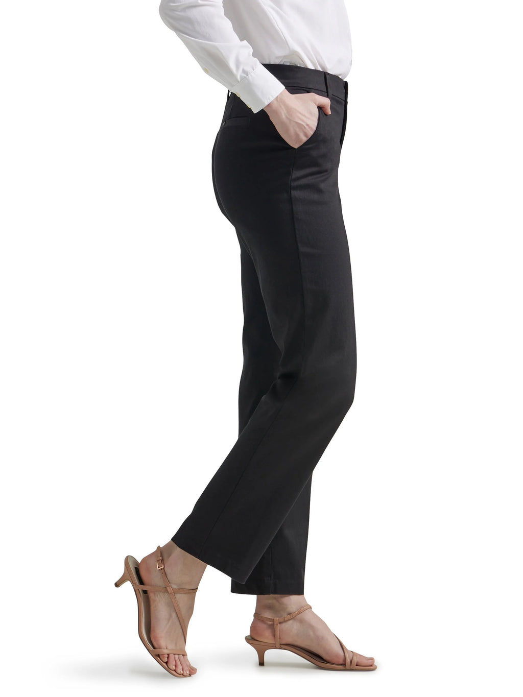 Women's Regular Fit Straight Woven Pant M5732