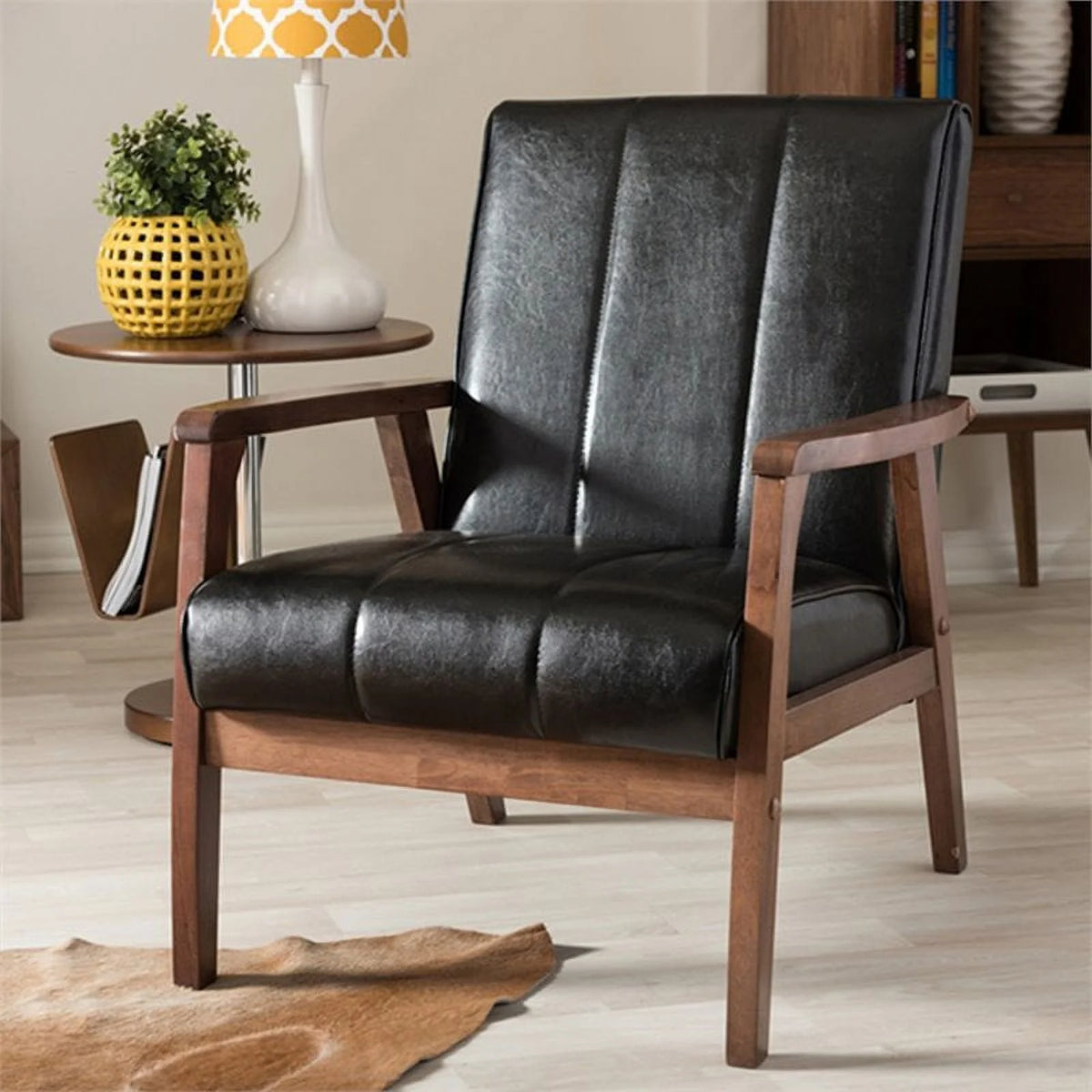 Black Walnut Accent Chair I63513