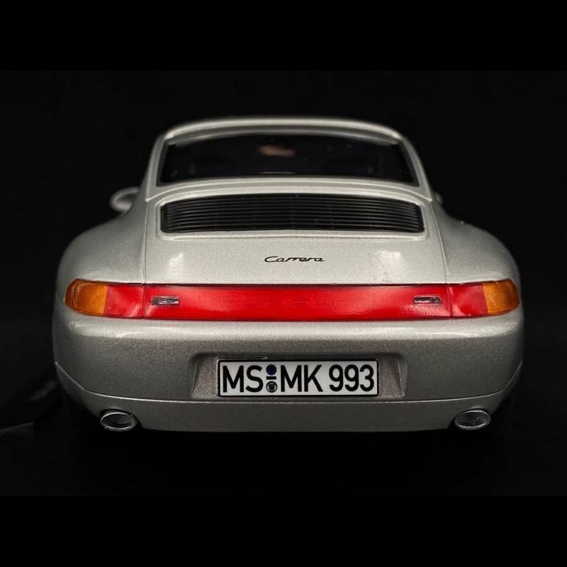 Grey 1/18 Diecast Car W8335