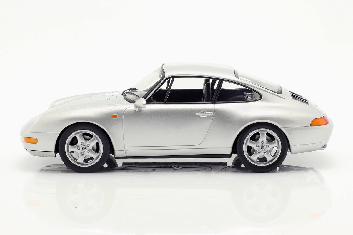 Grey 1/18 Diecast Car W8335