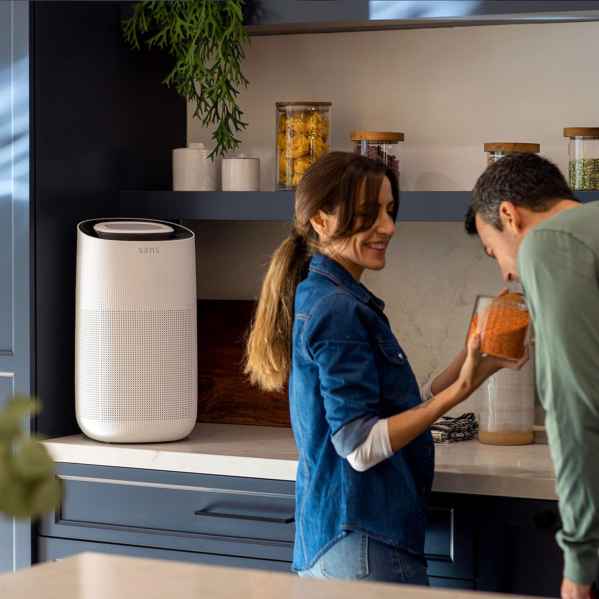 HEPA 13 Air Purifier with pre-filter, activated carbon, UV-C light Q449