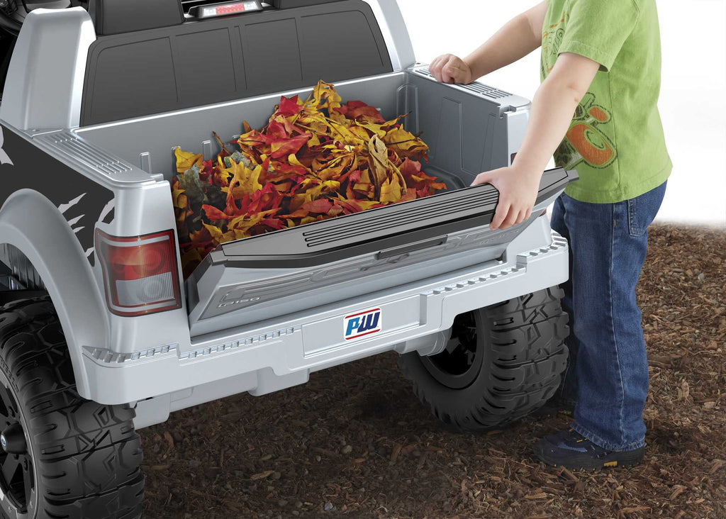 12V Battery-Powered Ride-On Vehicle with Music Sounds & Microphone N174693