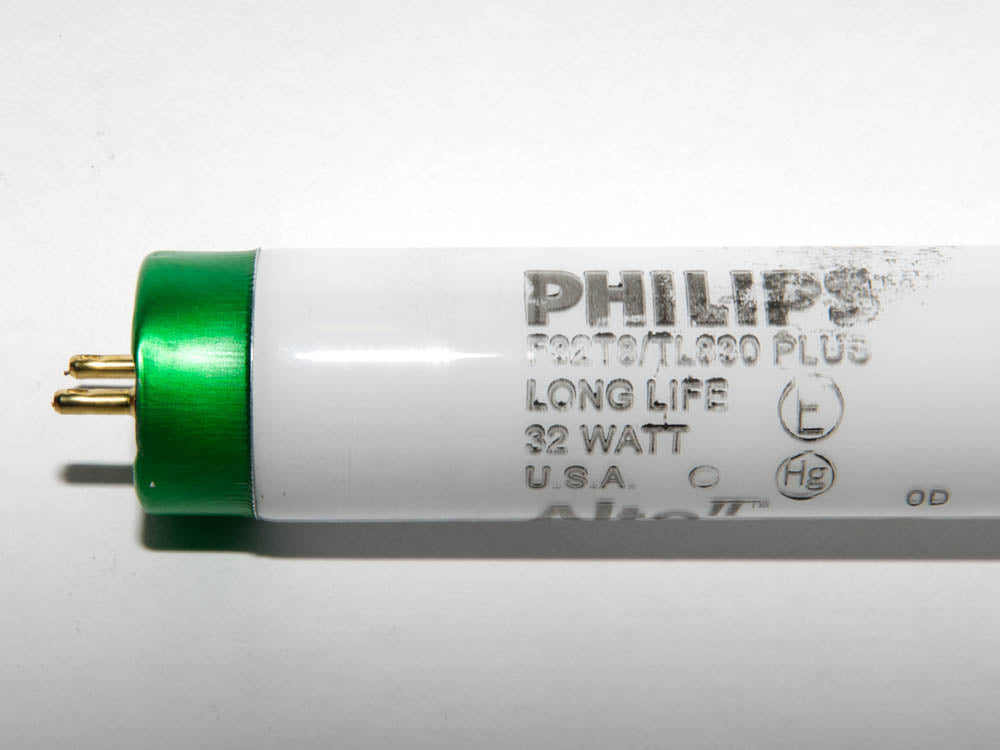 T8 Fluorescent Tube Light Bulb G8871