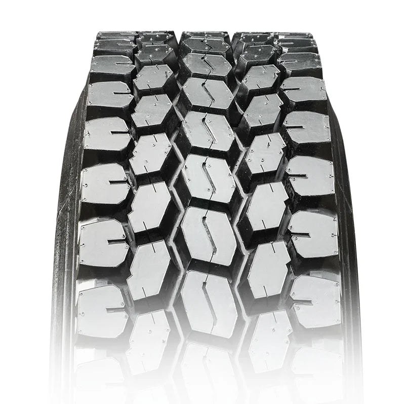 Set of 4 11R22.5 H Tires L923