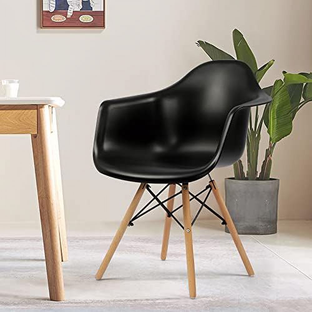 White Set of 4 Plastic Dining Chairs with Wood Legs F89890
