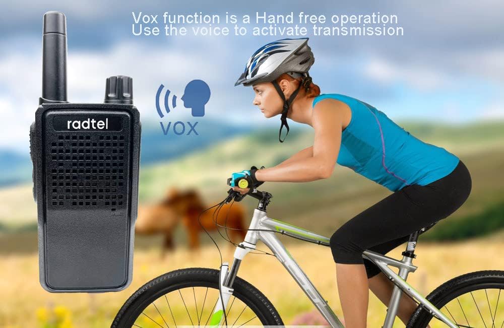 4 Pack Rechargeable Two Way Radio Walkie Talkies Z888