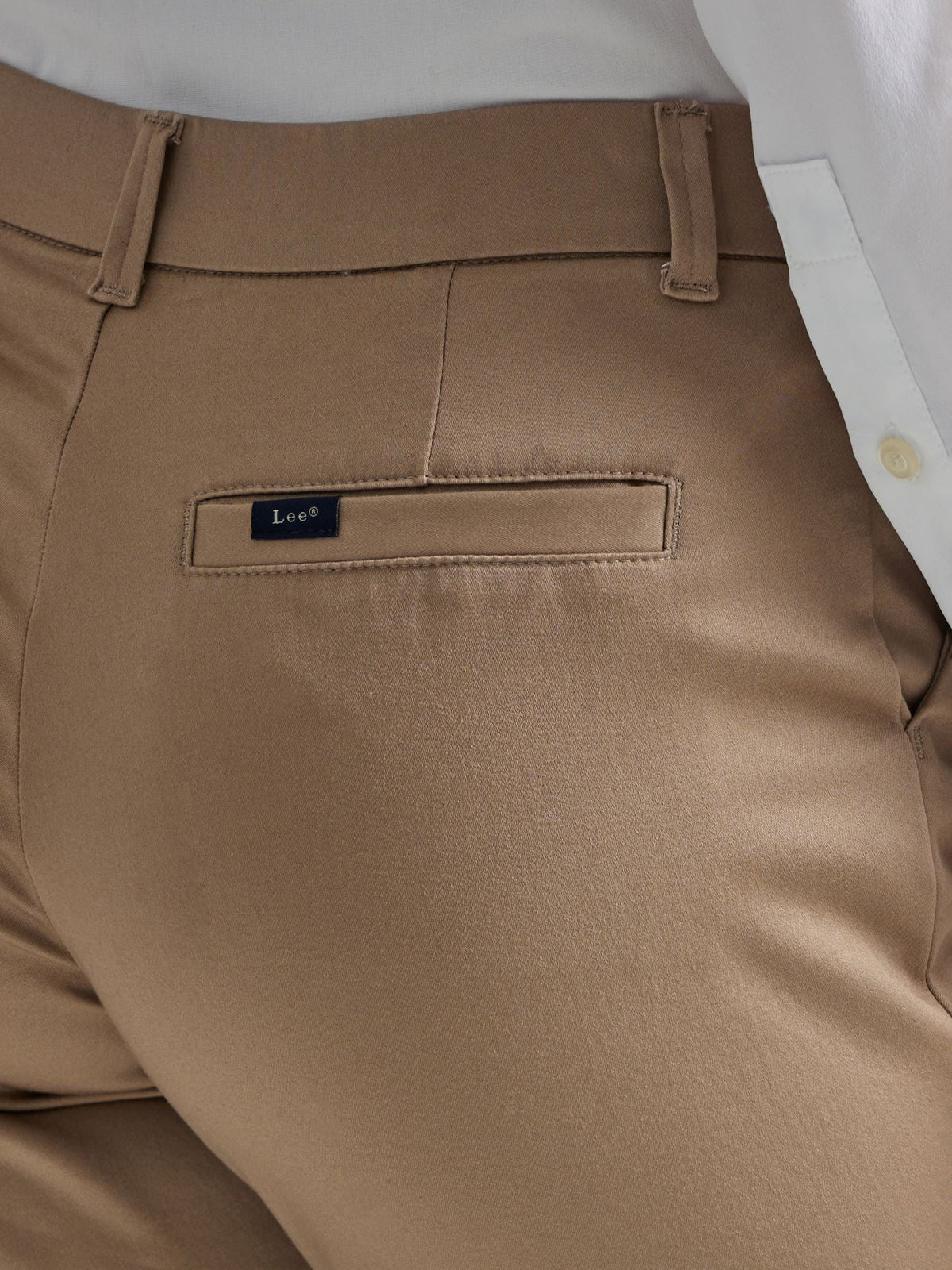 Women's Regular Fit Straight Woven Pant M5732