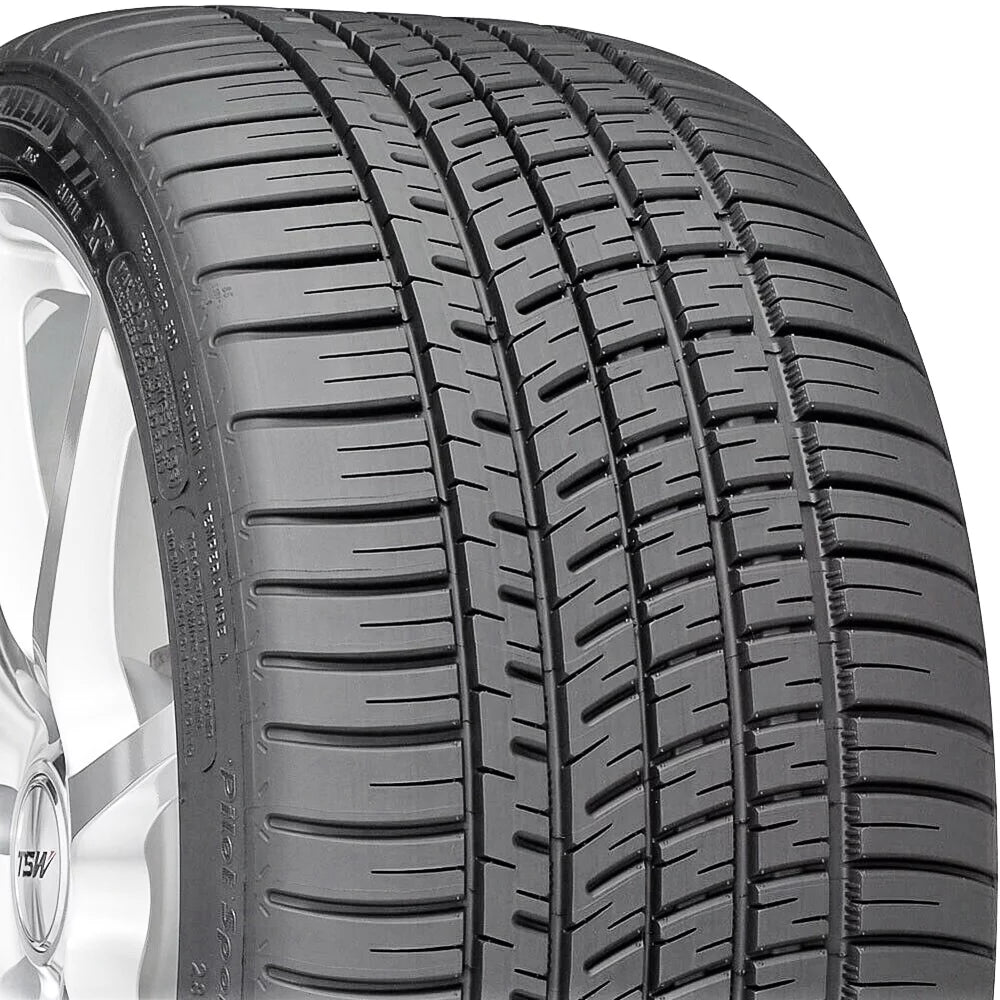 All-Season Tire W452119