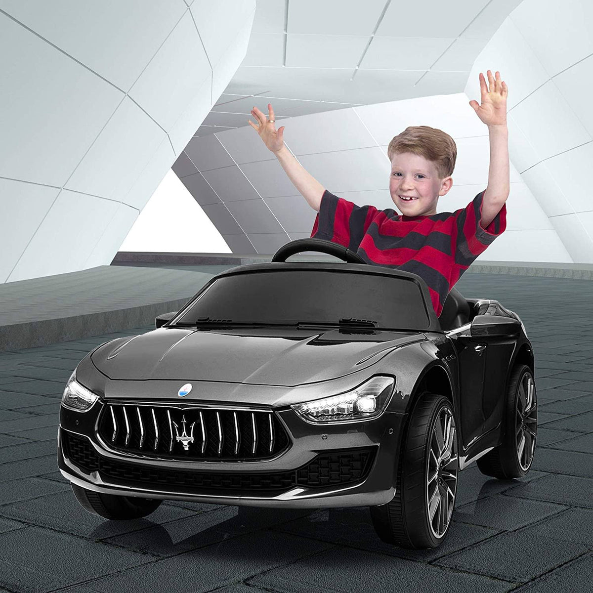 12V Rechargeable Kids Ride on Car with Remote L107892